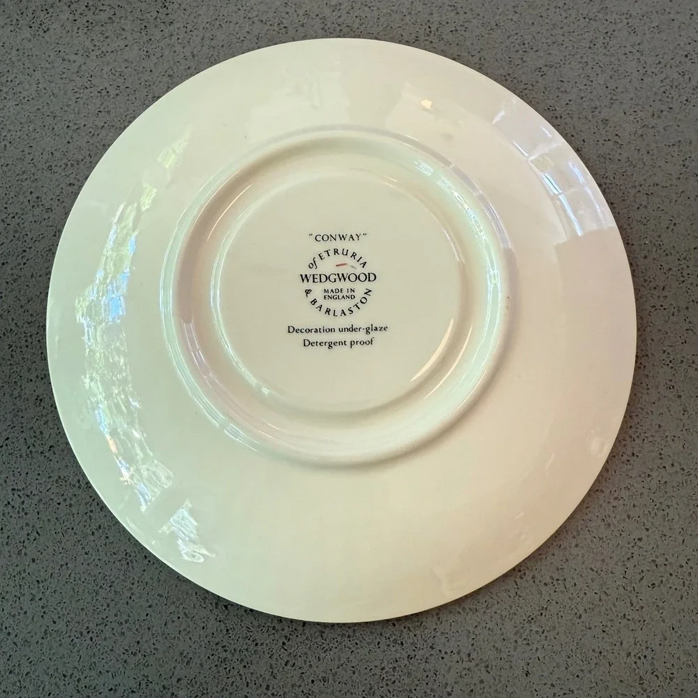 Wedgwood‎ Conway Saucer 6.25